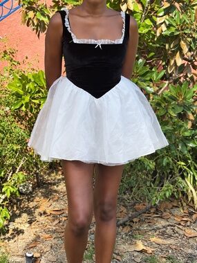 Serpenti Black & White Tulle Corset Ballet Mini Dress